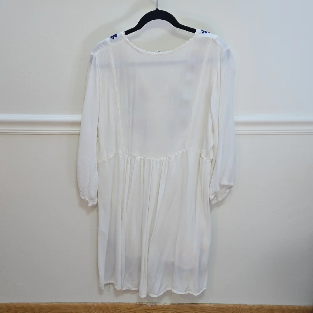 Rivieras White Floral Embroidered Midi Dress - Picture 6 of 6